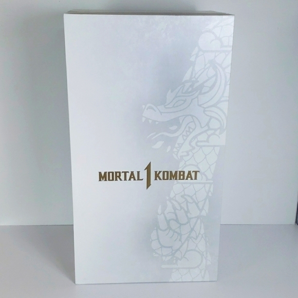 Mortal Kombat Kollector's Edition Figure /Game for X Box series X - Picture 2 of 15